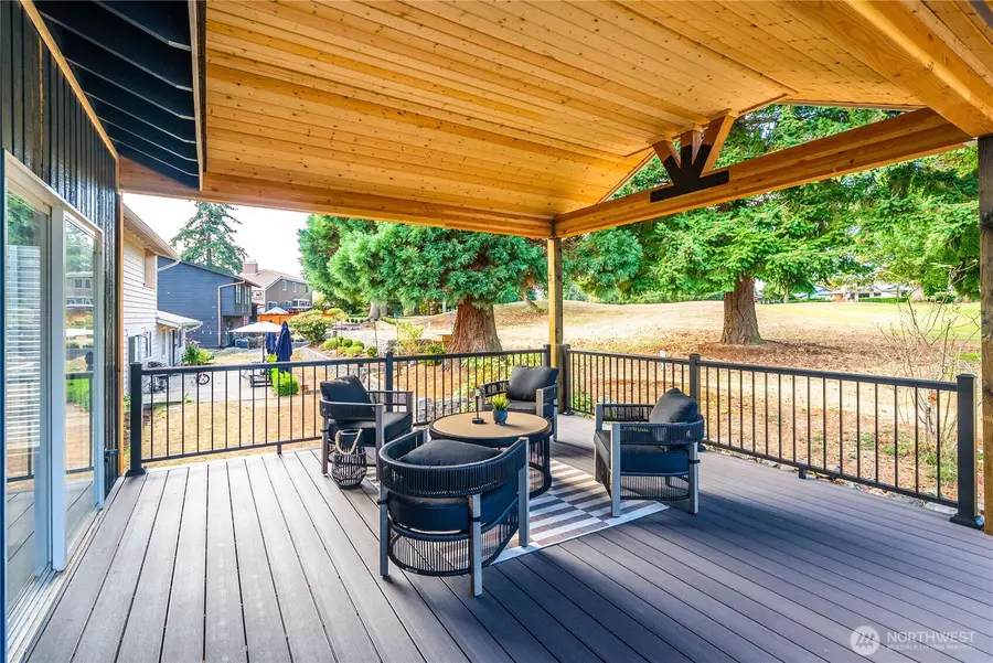 31611 37th Avenue Sw, Federal Way, WA 98023 - Image #3