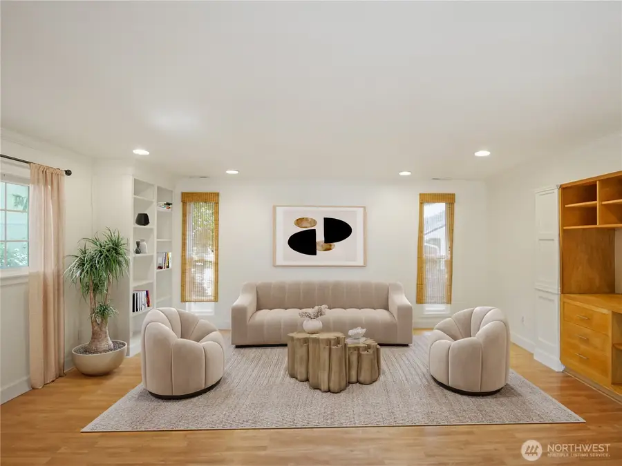 936 NE 207th Place Ne, Sammamish, WA 98074 - Image #3