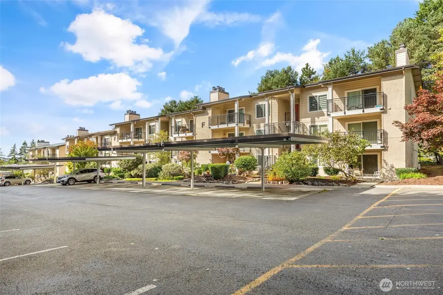 13626 NE 7th Street #F10, Bellevue, WA 98005 - Image #2