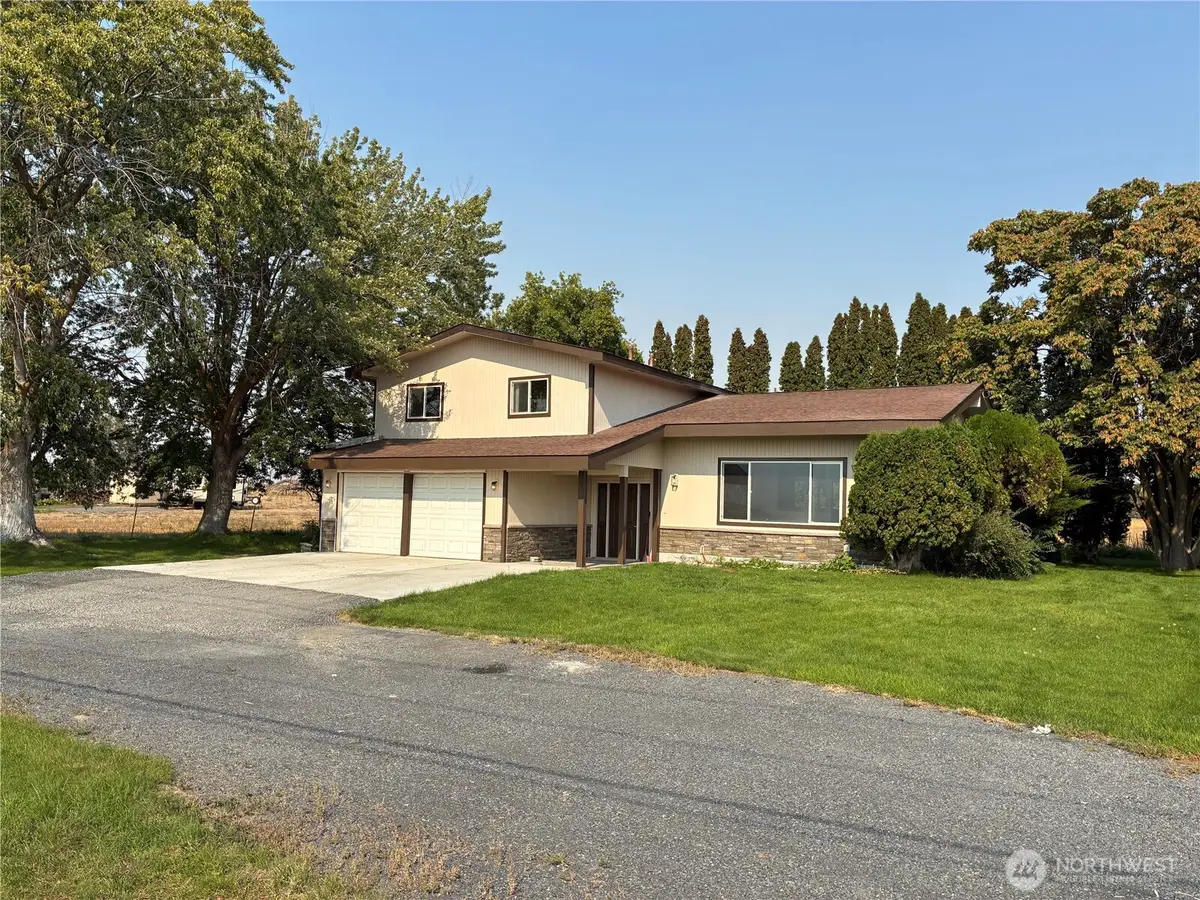 6400 Rd. 3 Ne, Moses Lake, WA 98837 - Image #1
