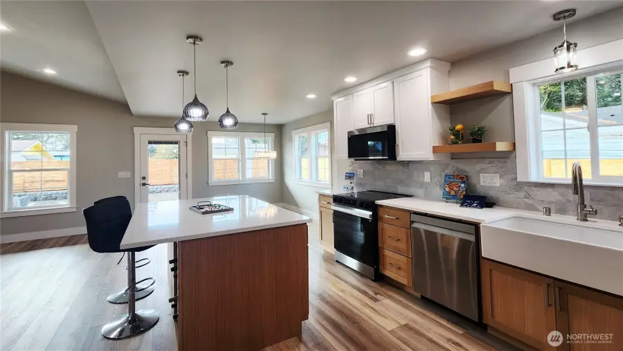 337 Mount Olympus Avenue Se, Ocean Shores, WA 98569 - Image #3