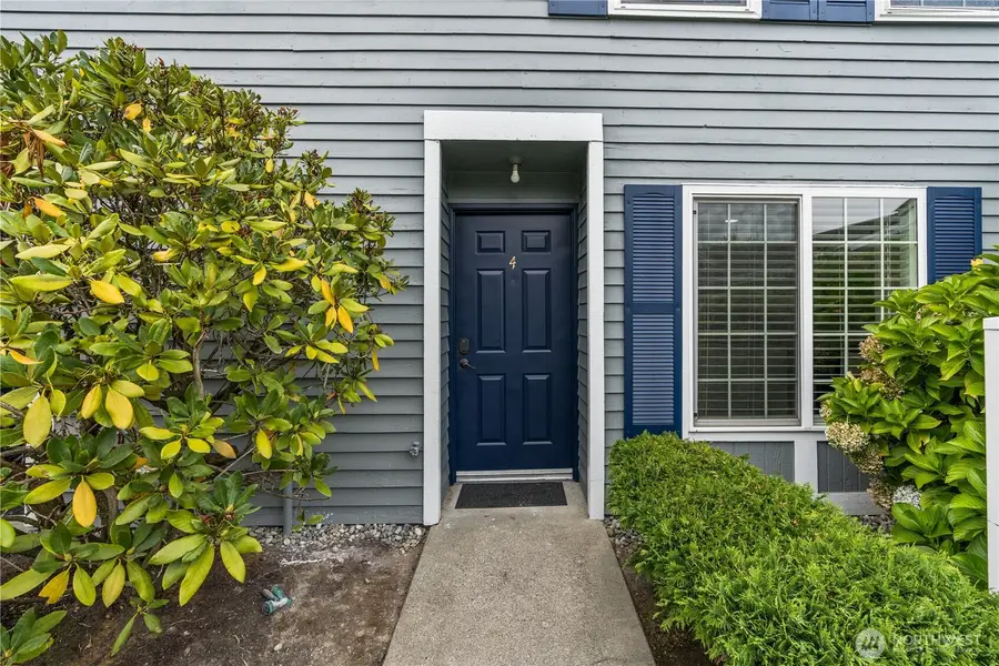 5736 S 238th Court #E4, Kent, WA 98032 - Image #2