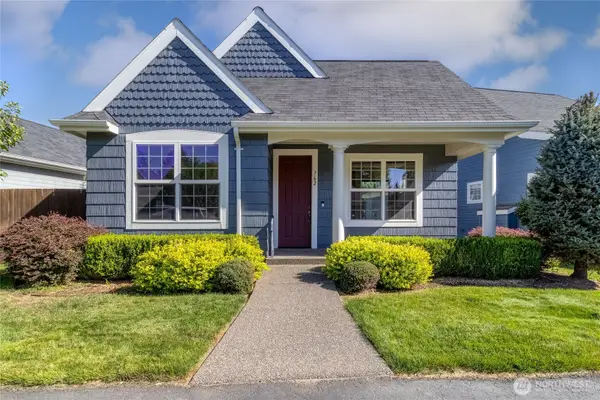 762 SE Heron Drive, College Place, WA 99324