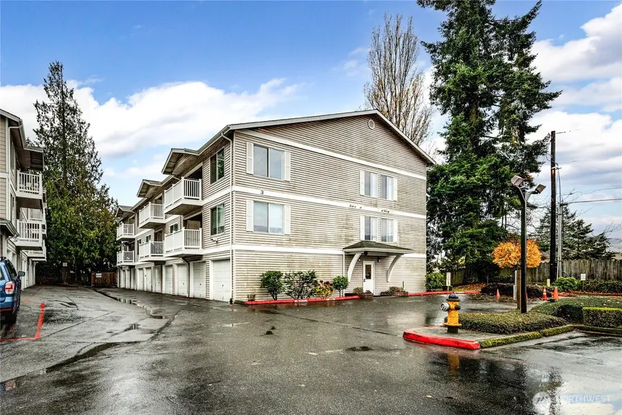 1910 W Casino Road #334, Everett, WA 98204 - Image #2