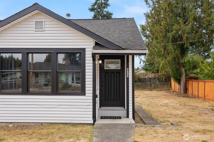 3723 W D Street, Bremerton, WA 98312 - Image #2