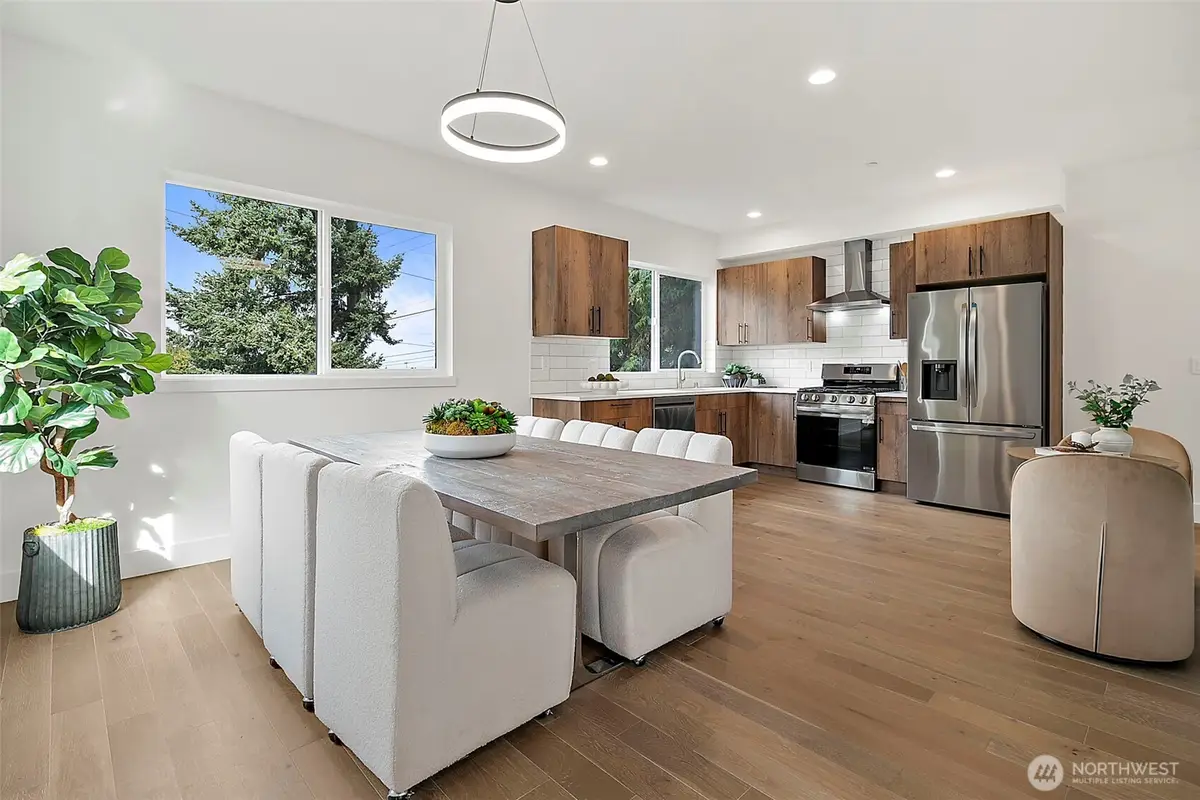 12201 Des Moines Memorial Drive S #B, Burien, WA 98168 - Image #1