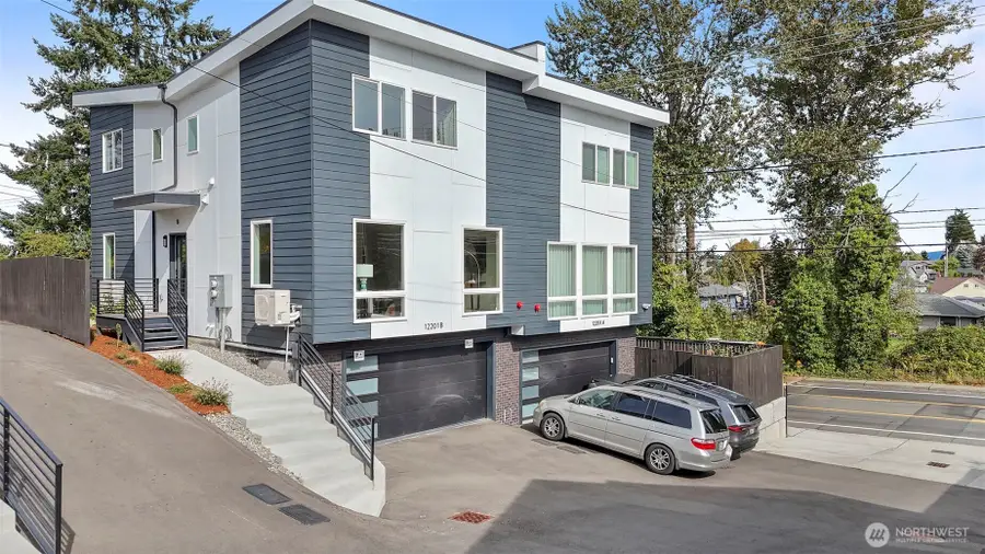 12201 Des Moines Memorial Drive S #B, Burien, WA 98168 - Image #2