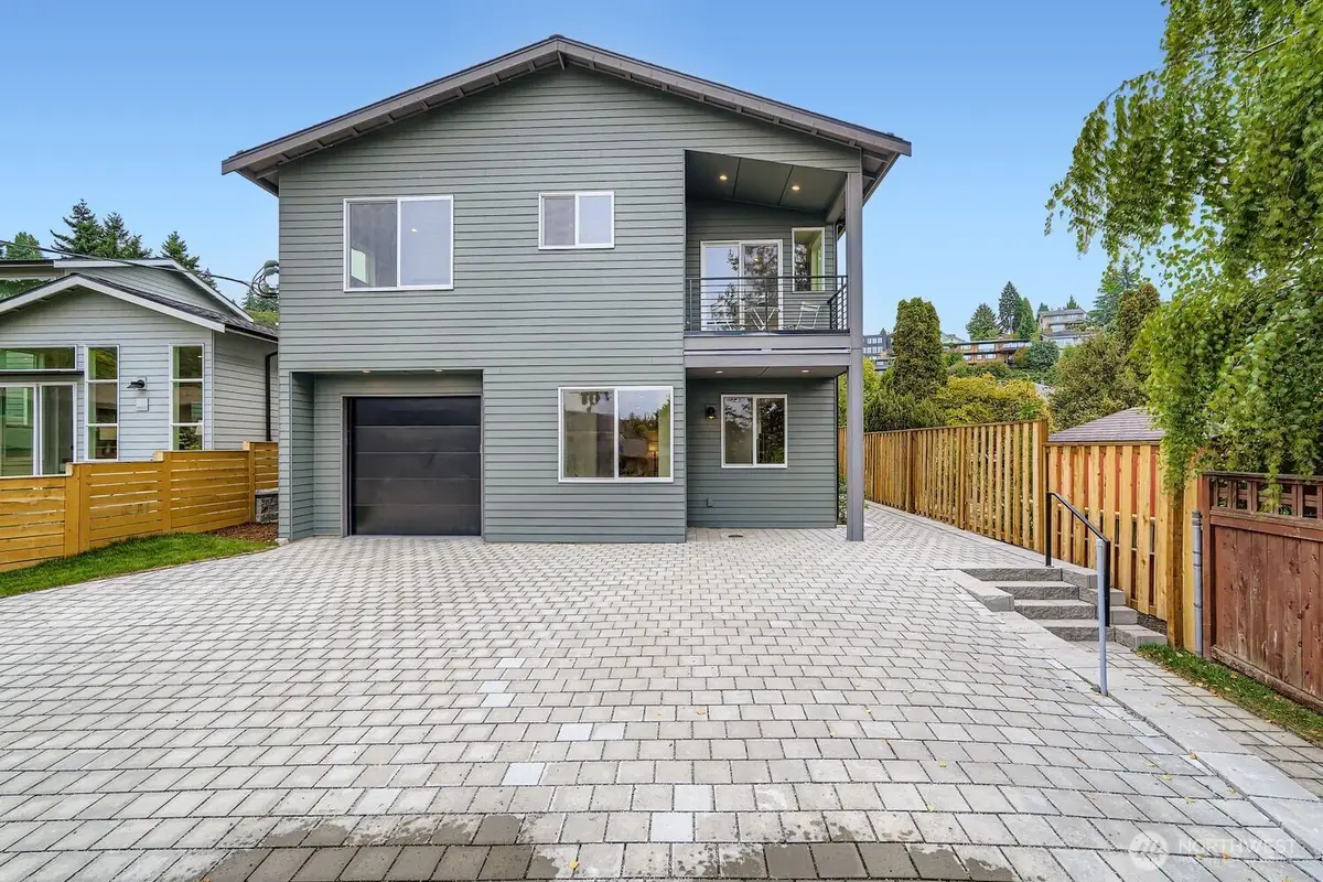 8810 41st Avenue Sw, Seattle, WA 98136 - Image #1