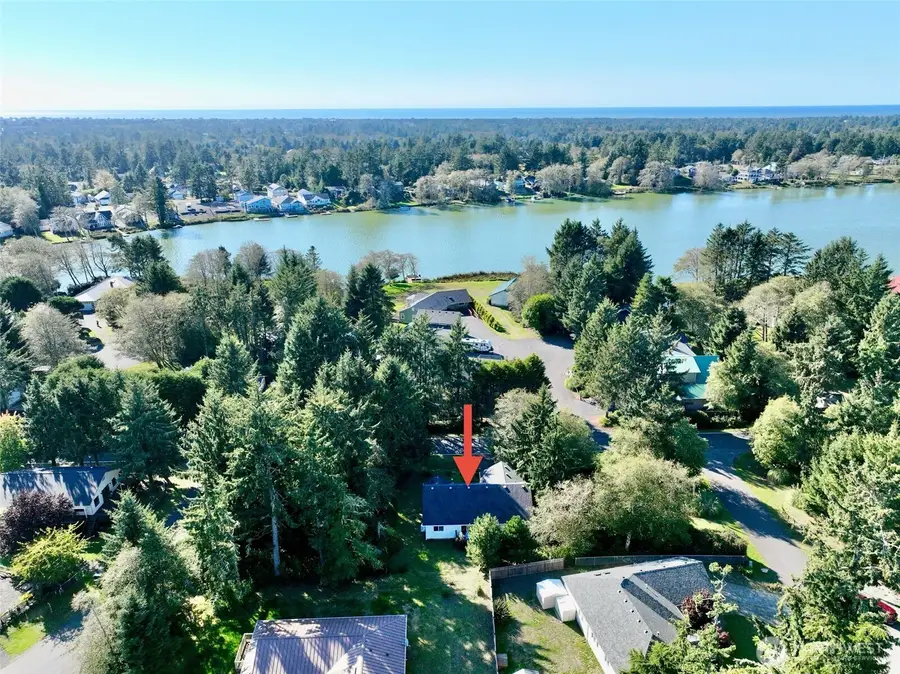 736 Duck Lake Drive Se, Ocean Shores, WA 98569 - Image #2