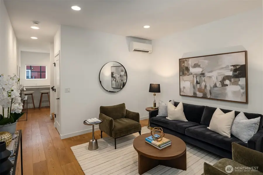 9553 Ashworth Avenue N #B, Seattle, WA 98103 - Image #3