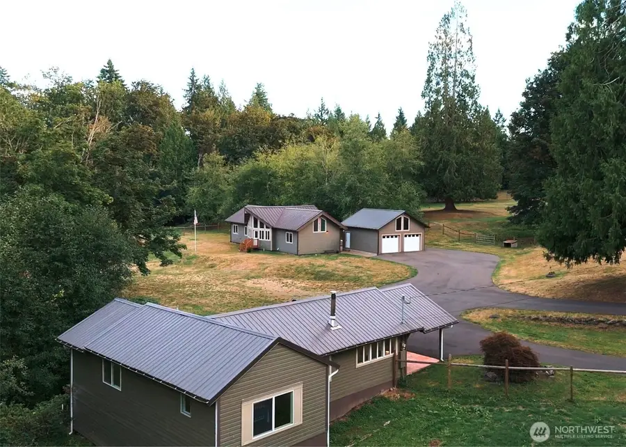 6103 Lackey Road Nw, Vaughn, WA 98394 - Image #2