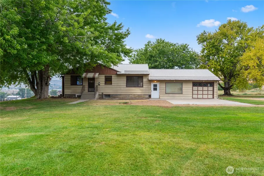 1550 Pear Lane, Rock Island, WA 98850 - Image #3