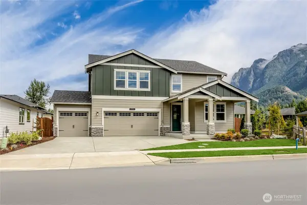 717 SE 12th Place #27, North Bend, WA 98045