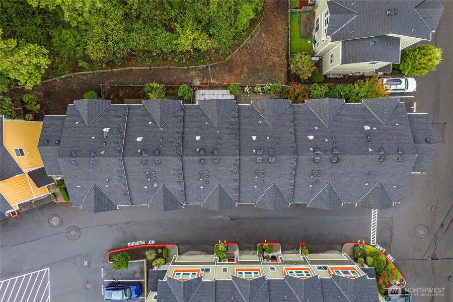 23000 NE 8th #E5, Sammamish, WA 98074 - Image #3