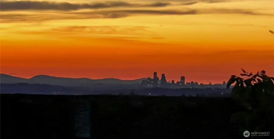 16709 168th Terrace Se, Renton, WA 98058 - Image #3