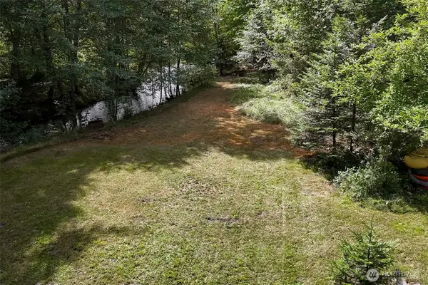 104 Rainbow Place #6 and 7, White Pass, WA 98361