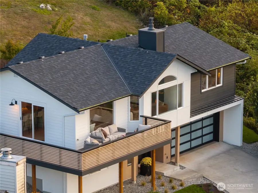 4700 Camano Place, Anacortes, WA 98221 - Image #3