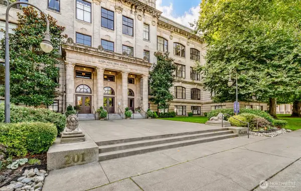 201 Galer Street #334, Seattle, WA 98109