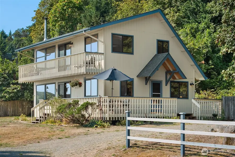 27523 SW Sandy Shores Drive, Vashon, WA 98070 - Image #3