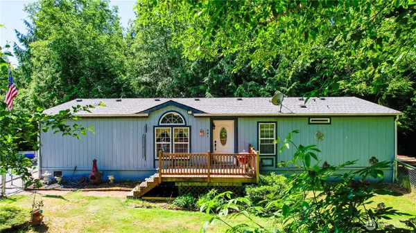 441 Windsun Way, Camano Island, WA 98282