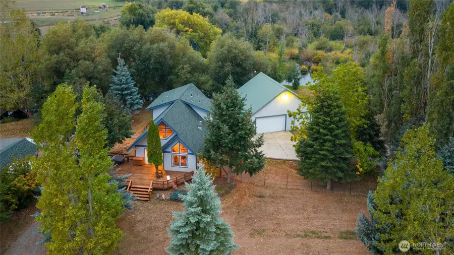 530 Hugh Banks Road, Cle Elum, WA 98922 - Image #2