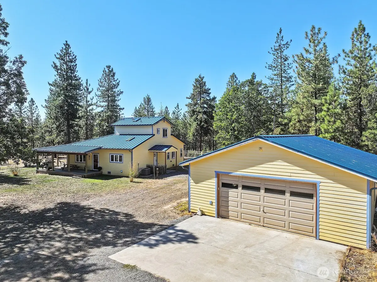 27 Whispering Pines, Goldendale, WA 98620 - #1