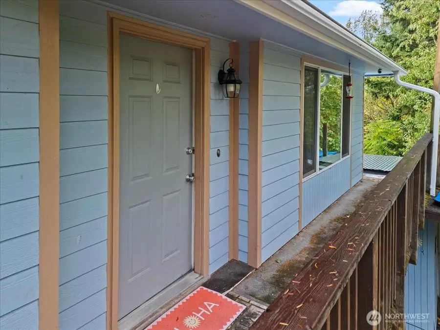 103 Lowrane Dr, Kelso, WA 98626 - Image #2