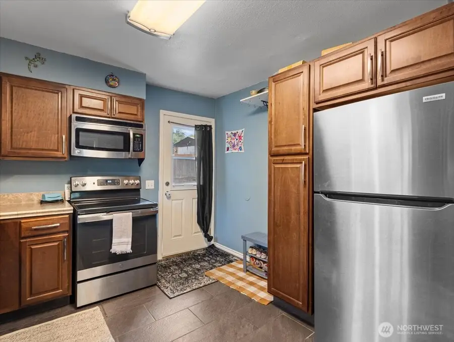 103 Lowrane Dr, Kelso, WA 98626 - Image #3