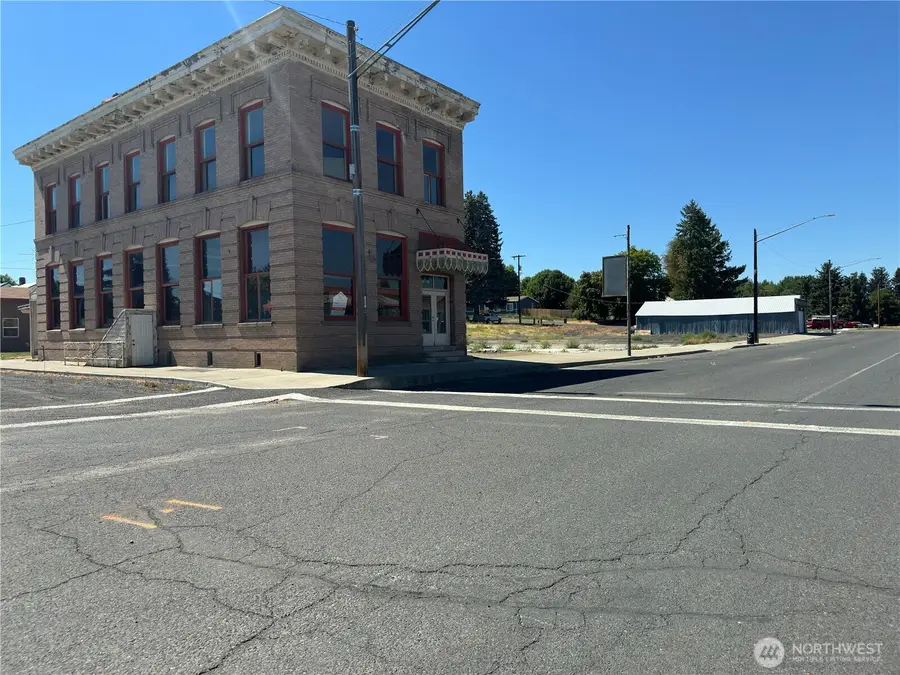 301 W Main Street, Almira, WA 99103 - Image #2