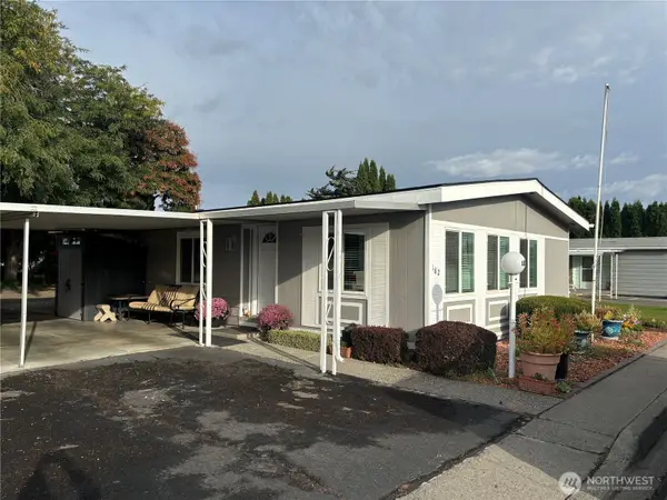 7901 W Clearwater Avenue #182, Kennewick, WA 99336