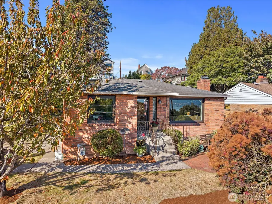 10127 Waters Avenue S, Seattle, WA 98178 - Image #3