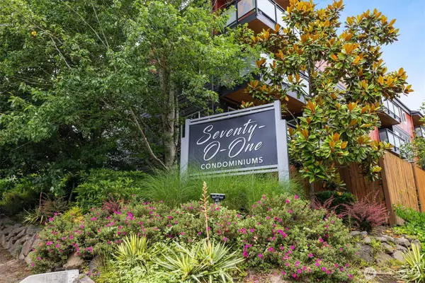 7021 Sand Point Way #B204, Seattle, WA 98115