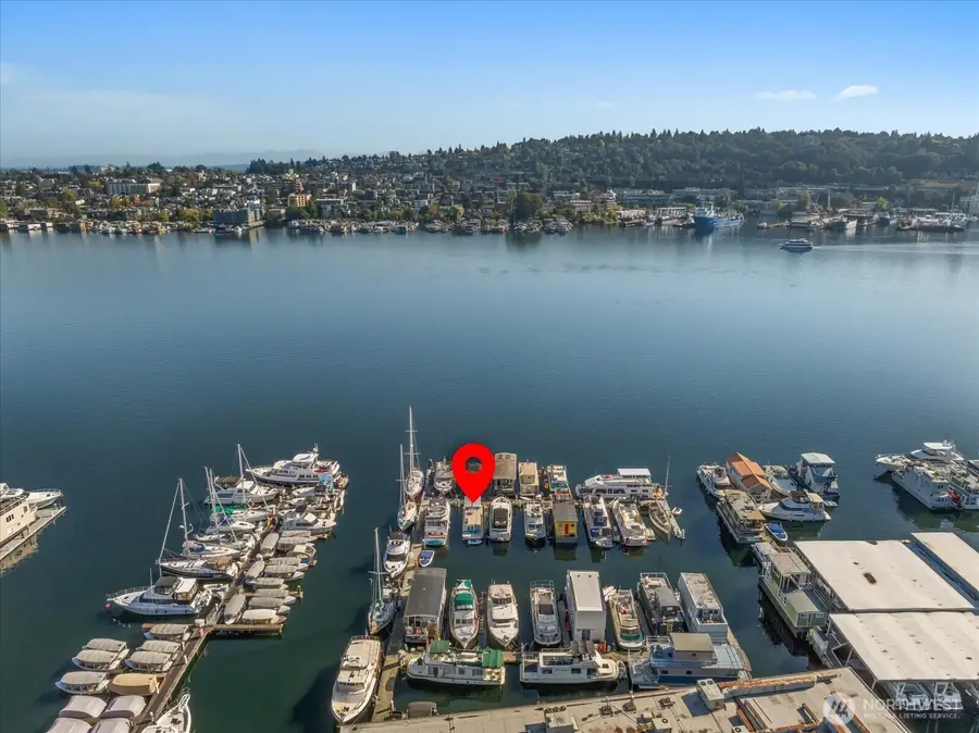 2040 Westlake Avenue N #14, Seattle, WA 98109 - Image #2