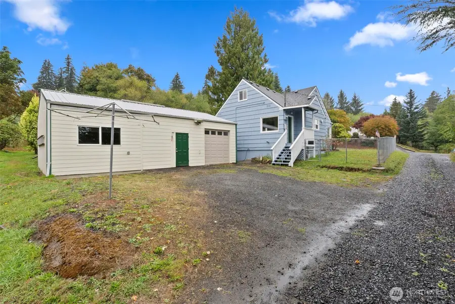 720 Washington Avenue, Raymond, WA 98577 - Image #2