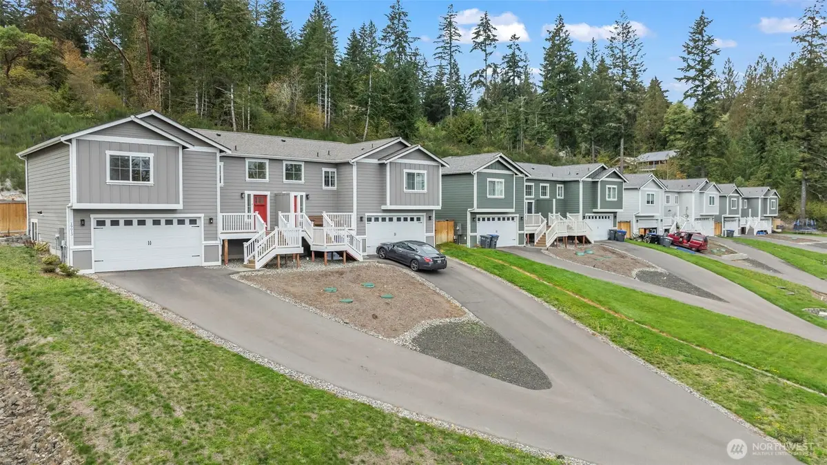 19013 E State Route 3 #A-B, Allyn, WA 98524 - Image #1