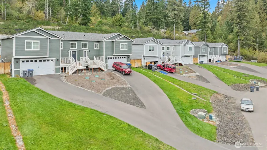 19015 E State Route 3 #A-B, Allyn, WA 98524 - Image #2