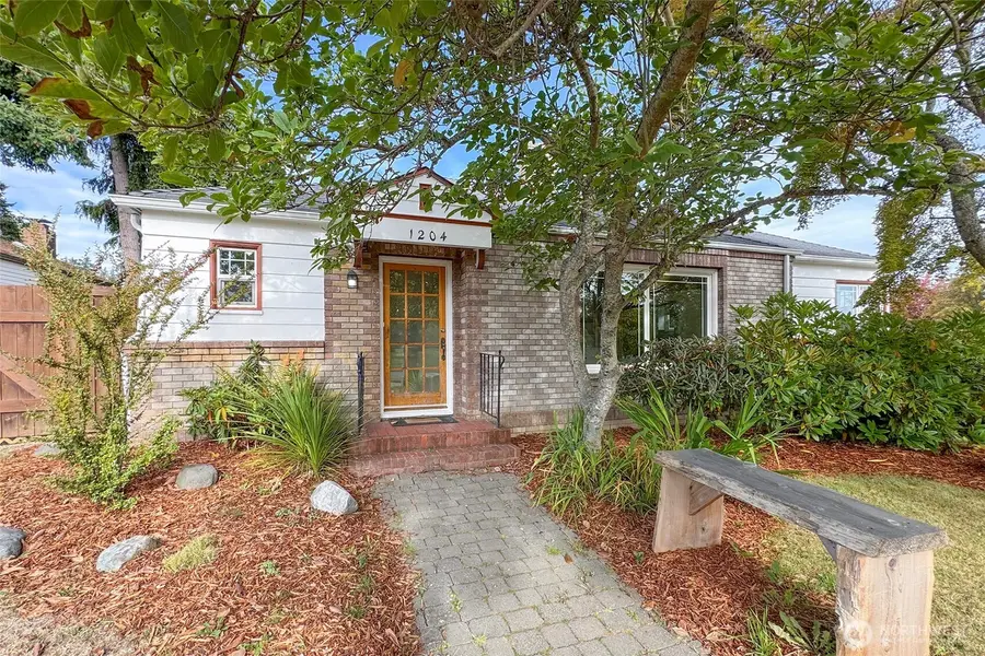 1204 S Oak Street, Port Angeles, WA 98362 - Image #2