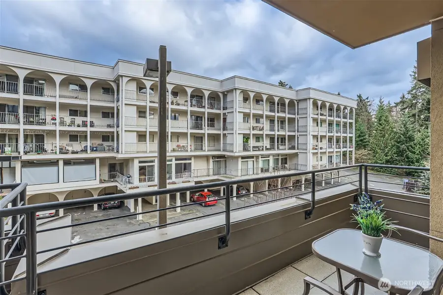 10047 Main Street #206, Bellevue, WA 98004 - Image #3