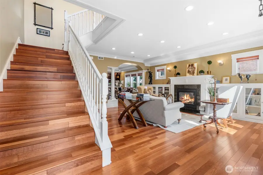 400 NE 50th Street, Seattle, WA 98105 - Image #3