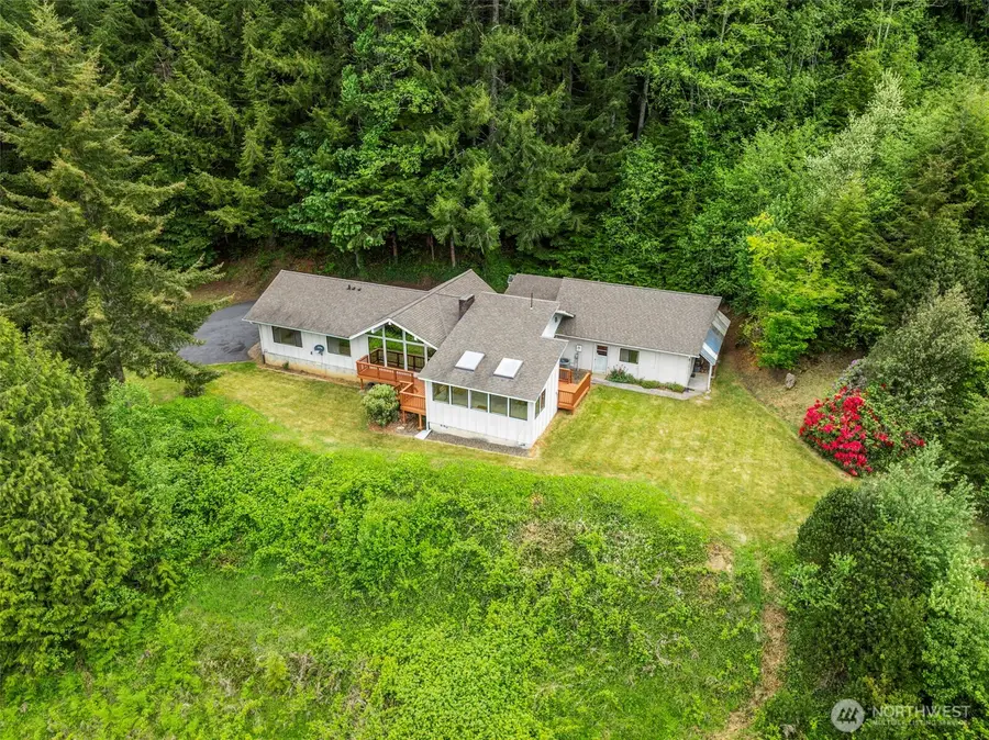 1086 W State Route 4, Cathlamet, WA 98612 - Image #3