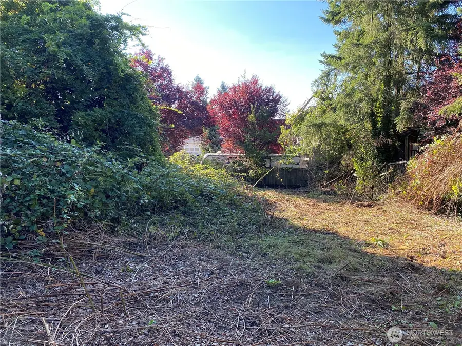 20343 75th Avenue Ne, Kenmore, WA 98028 - Image #2