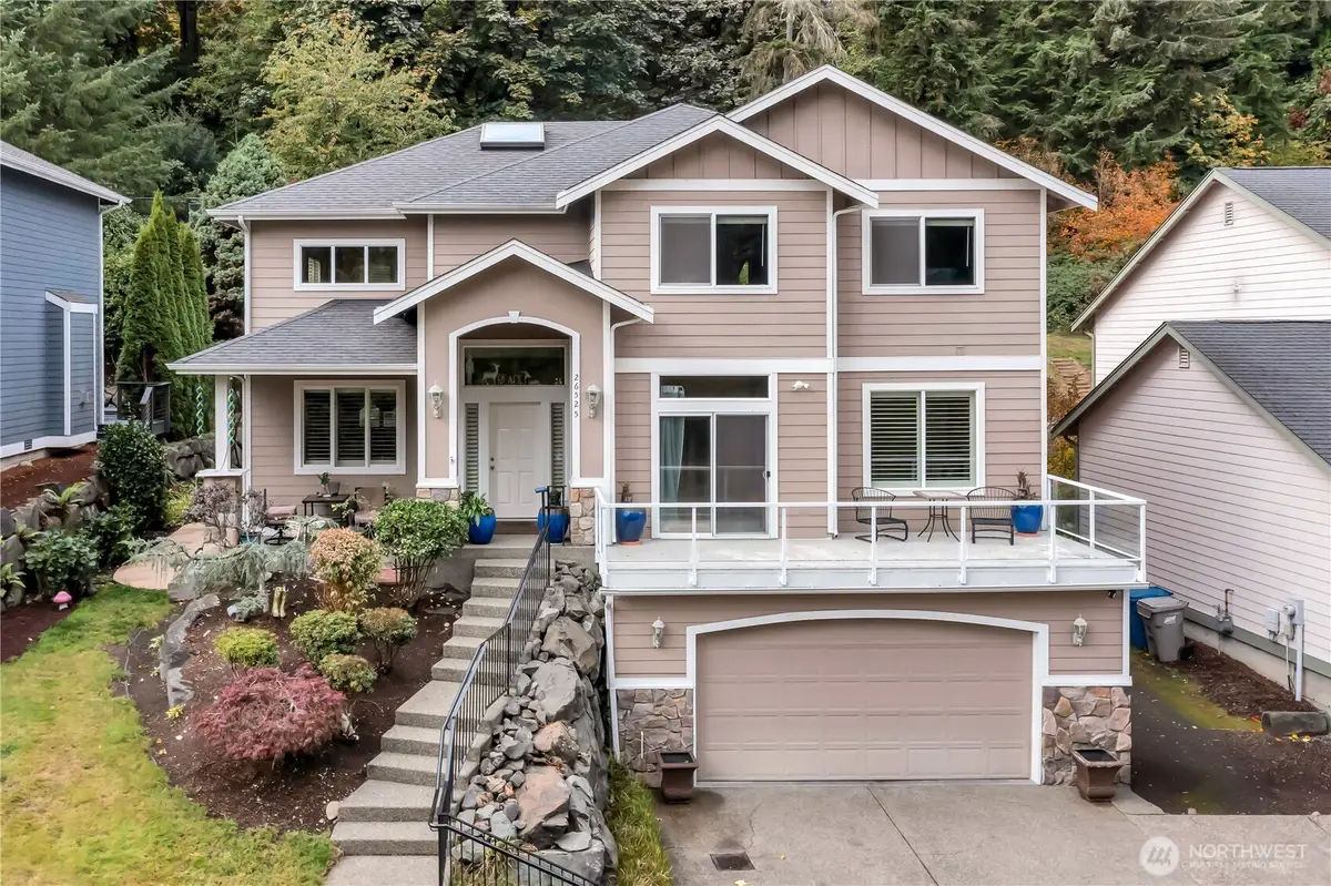 26525 Lake Fenwick Road S, Kent, WA 98032 - Image #1