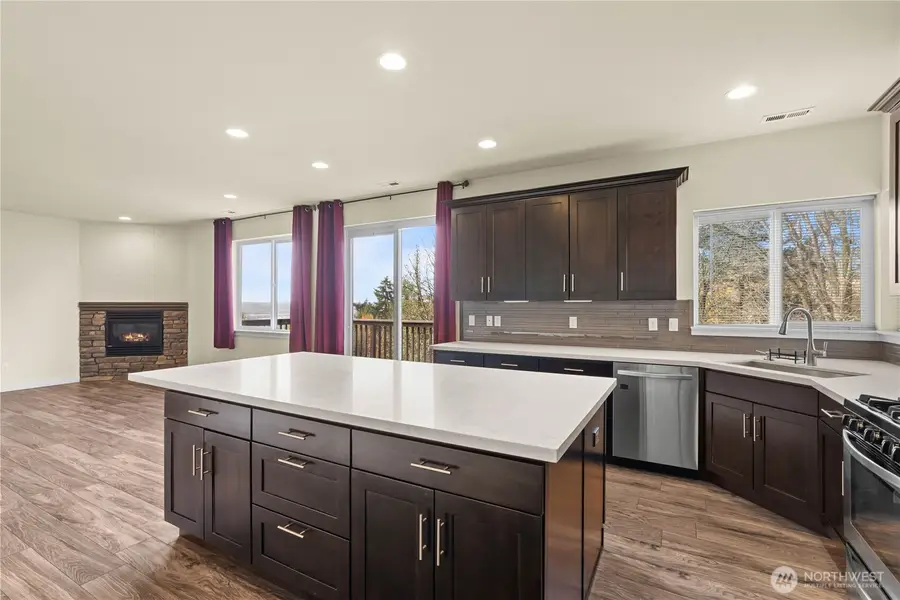 2002 63rd Avenue Ne, Tacoma, WA 98422 - Image #3