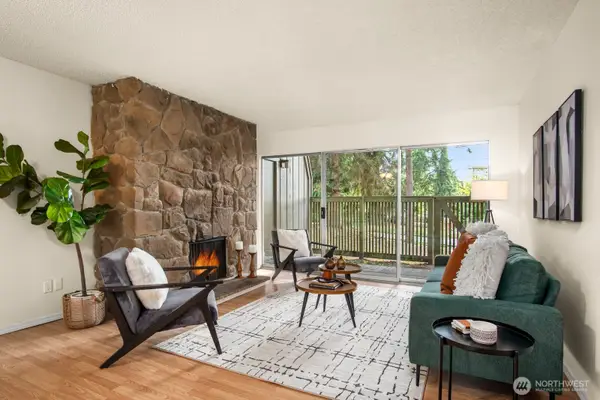 4803 180th Street Sw #A-101, Lynnwood, WA 98037