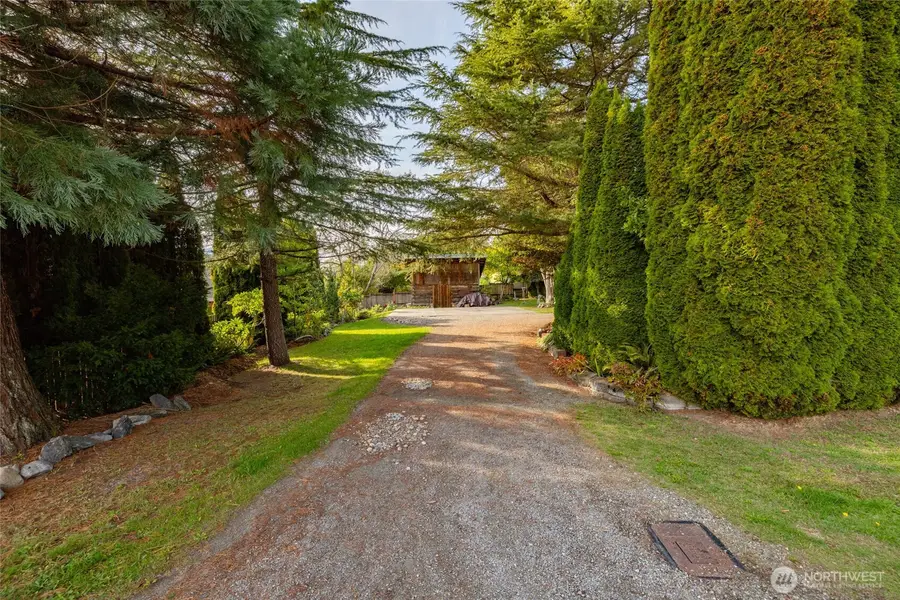 7362 N Superior Avenue, Concrete, WA 98237 - Image #2