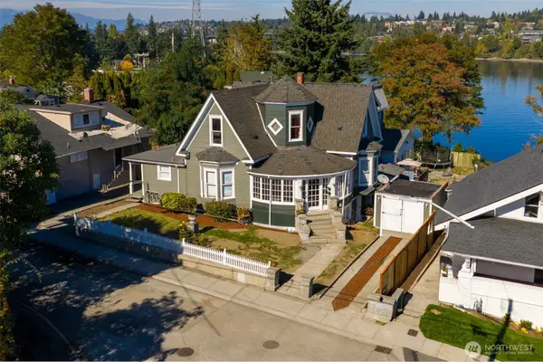 114 11th St Pl, Bremerton, WA 98337