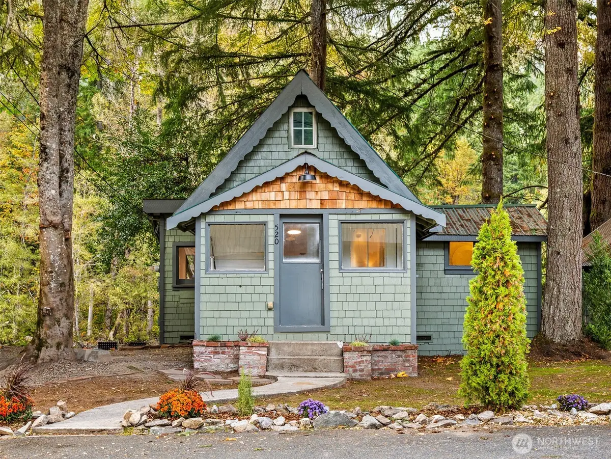 520 Railroad Avenue E, Skykomish, WA 98288 - Image #1