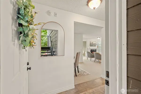 820 Cady Road #J206, Everett, WA 98203