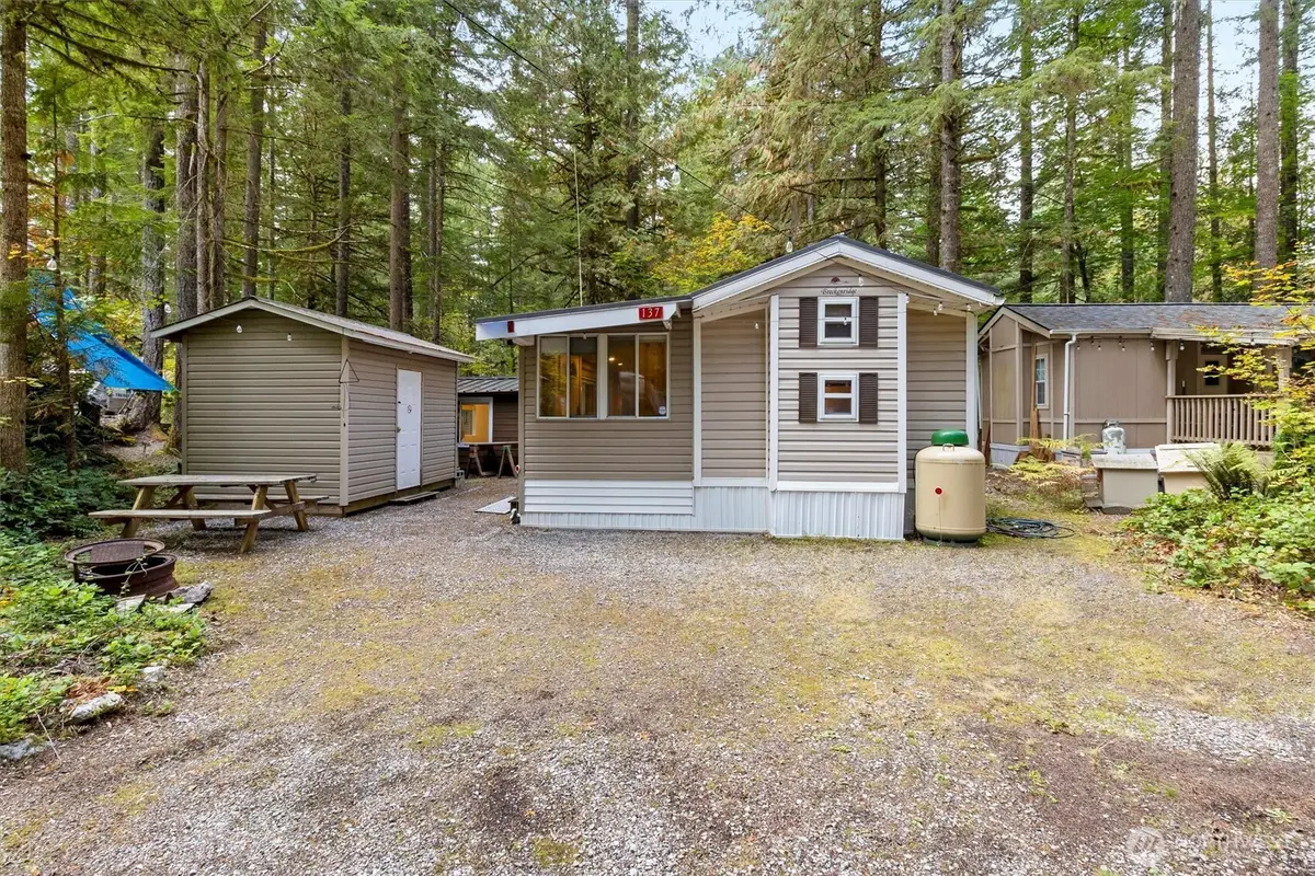 137 Jasper Trail, Deming, WA 98244 - Image #1