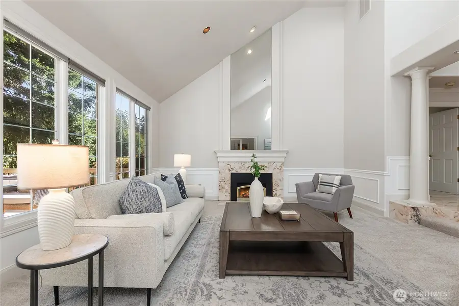 3510 116th Ave Ne, Bellevue, WA 98004 - Image #2